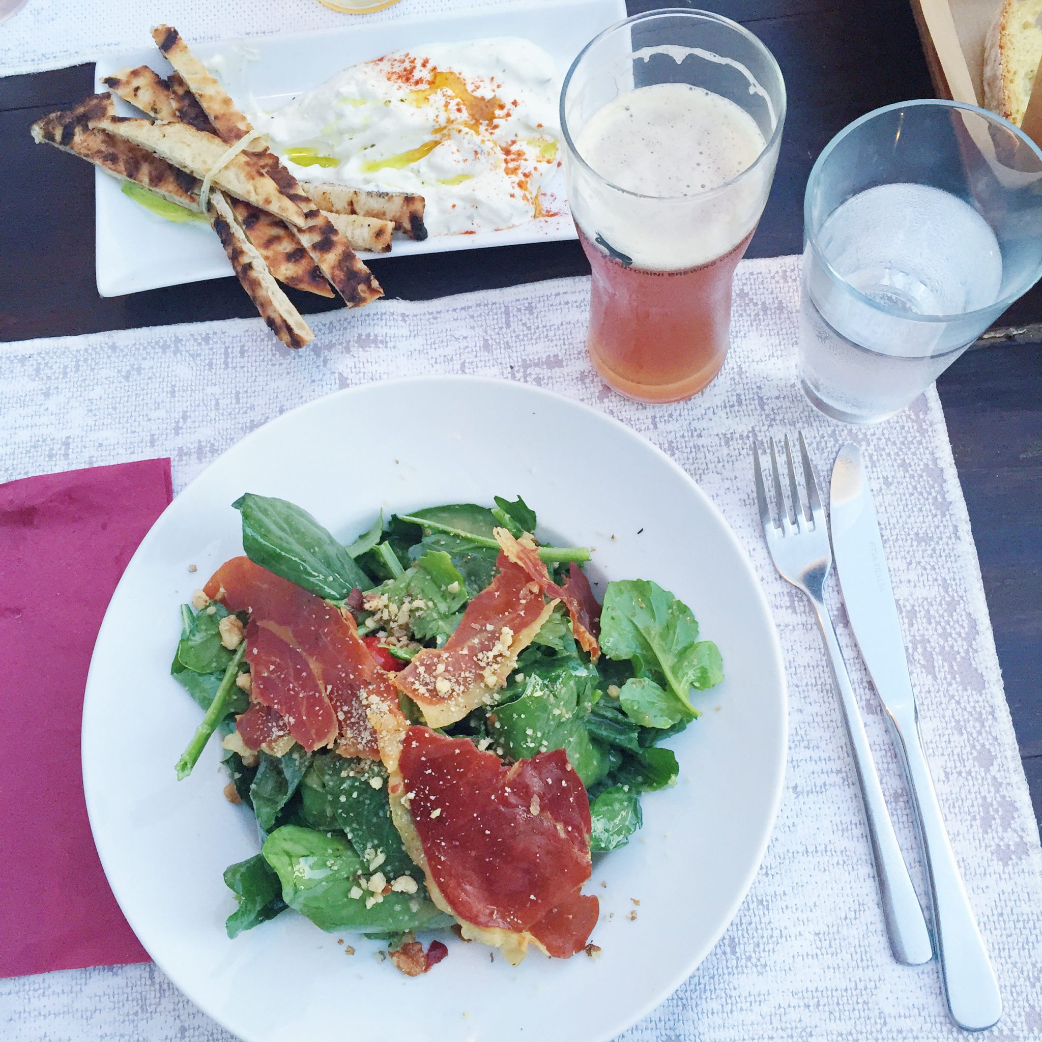 Mezzo Restaurant in Santorini_Crispy Prosciutto Salad