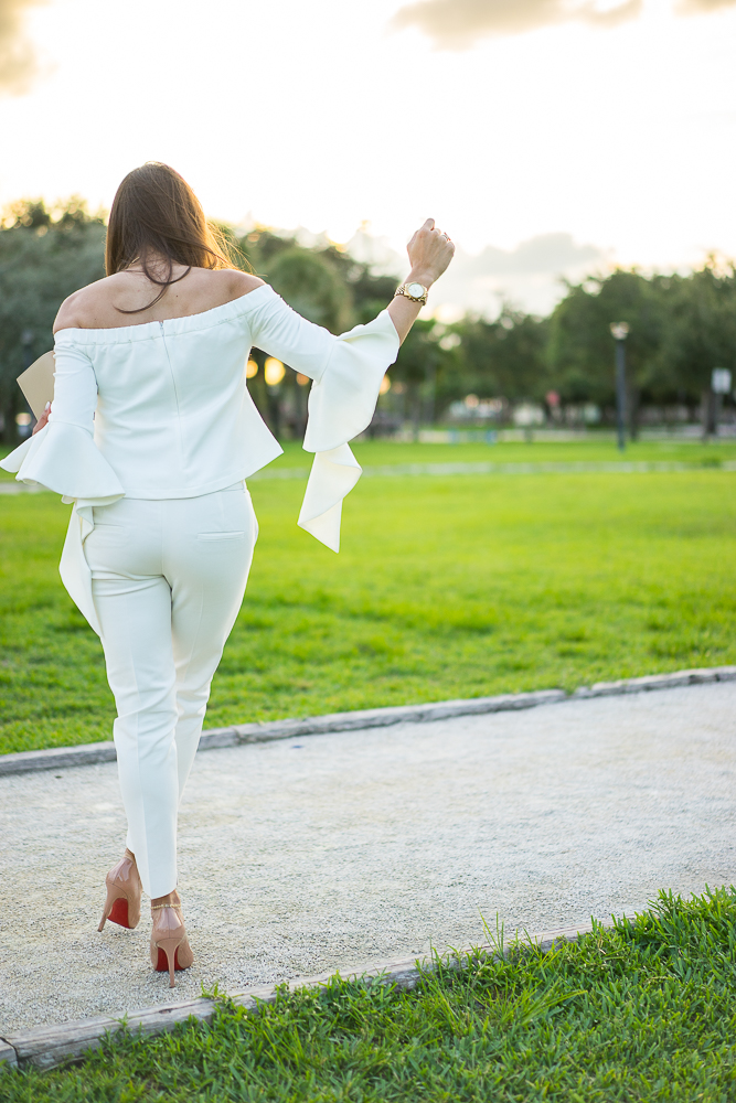 Chicwish, white off the shoulder top