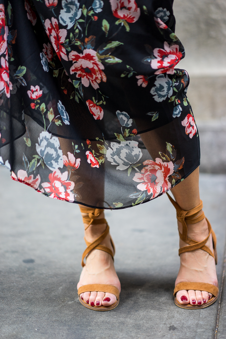 a-glam-lifestyle-blogger, zara-floral-maxi-dress, steve-madden-lace-up-sandals, new-york-fashion-week-outfit