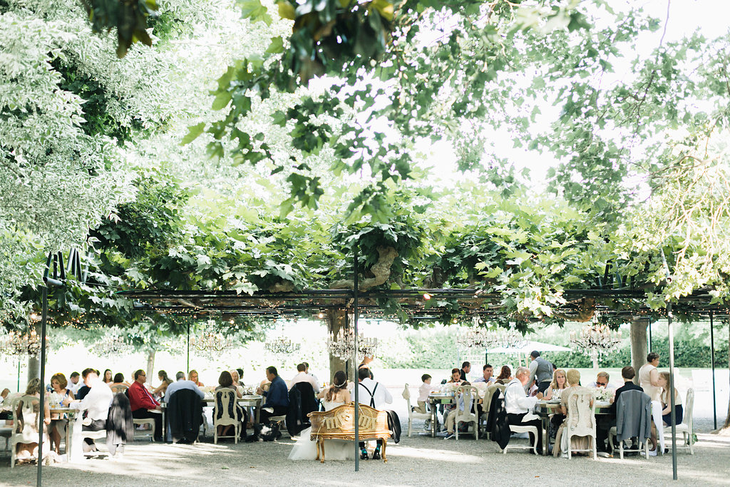 Beaulieu Garden, Napa Wedding, dinner under the arbor