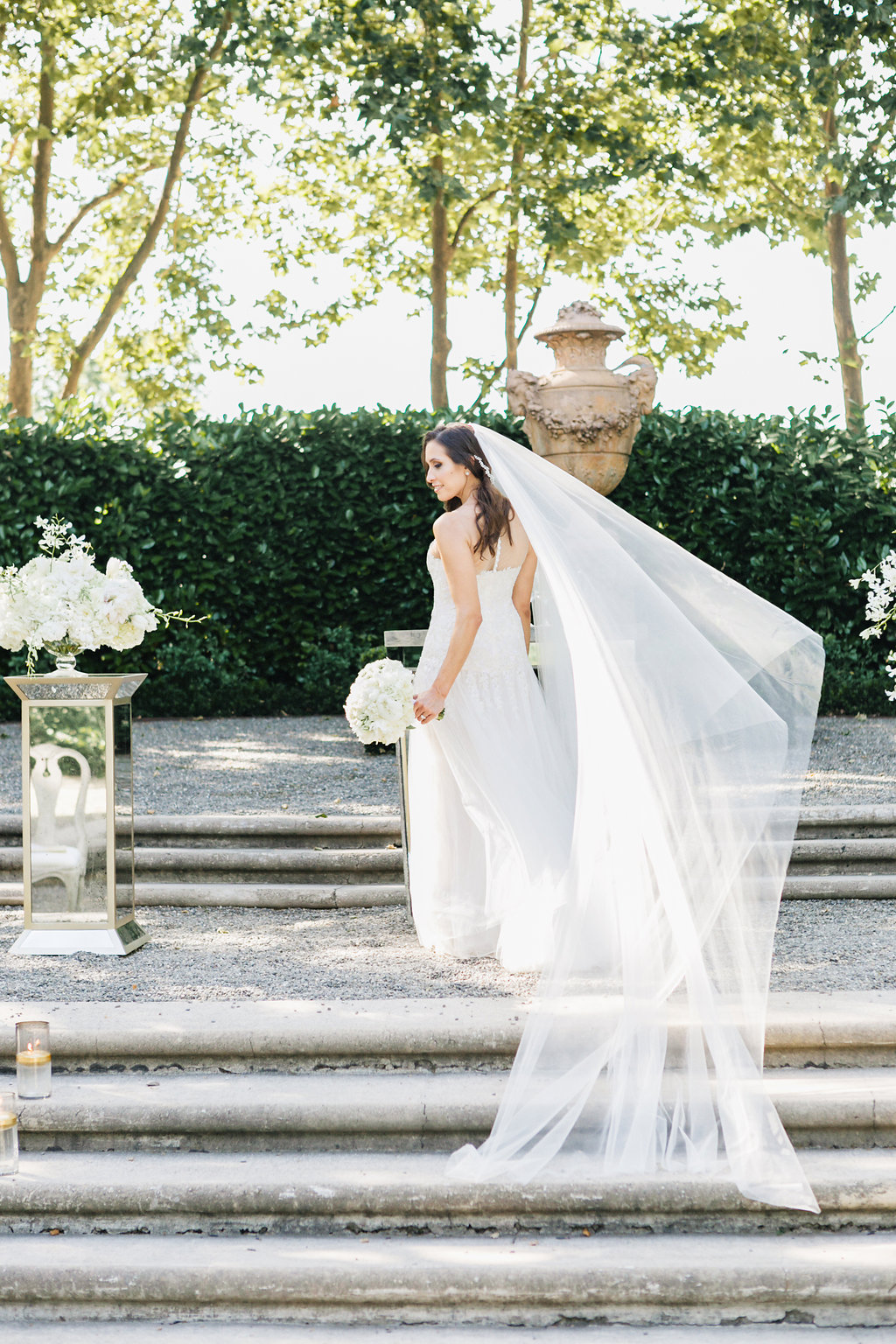 Beaulieu Garden, Napa Wedding, Reem Acra wedding dress and veil