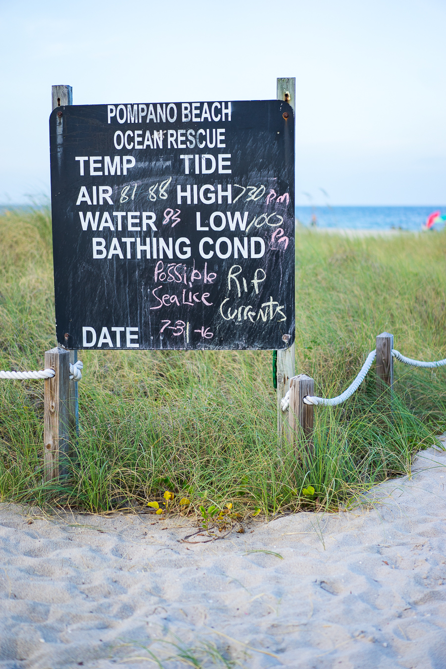 A Glam Lifestyle Blogger Amanda Champion - in photo: Pompano Beach Ocean Rescue conditions