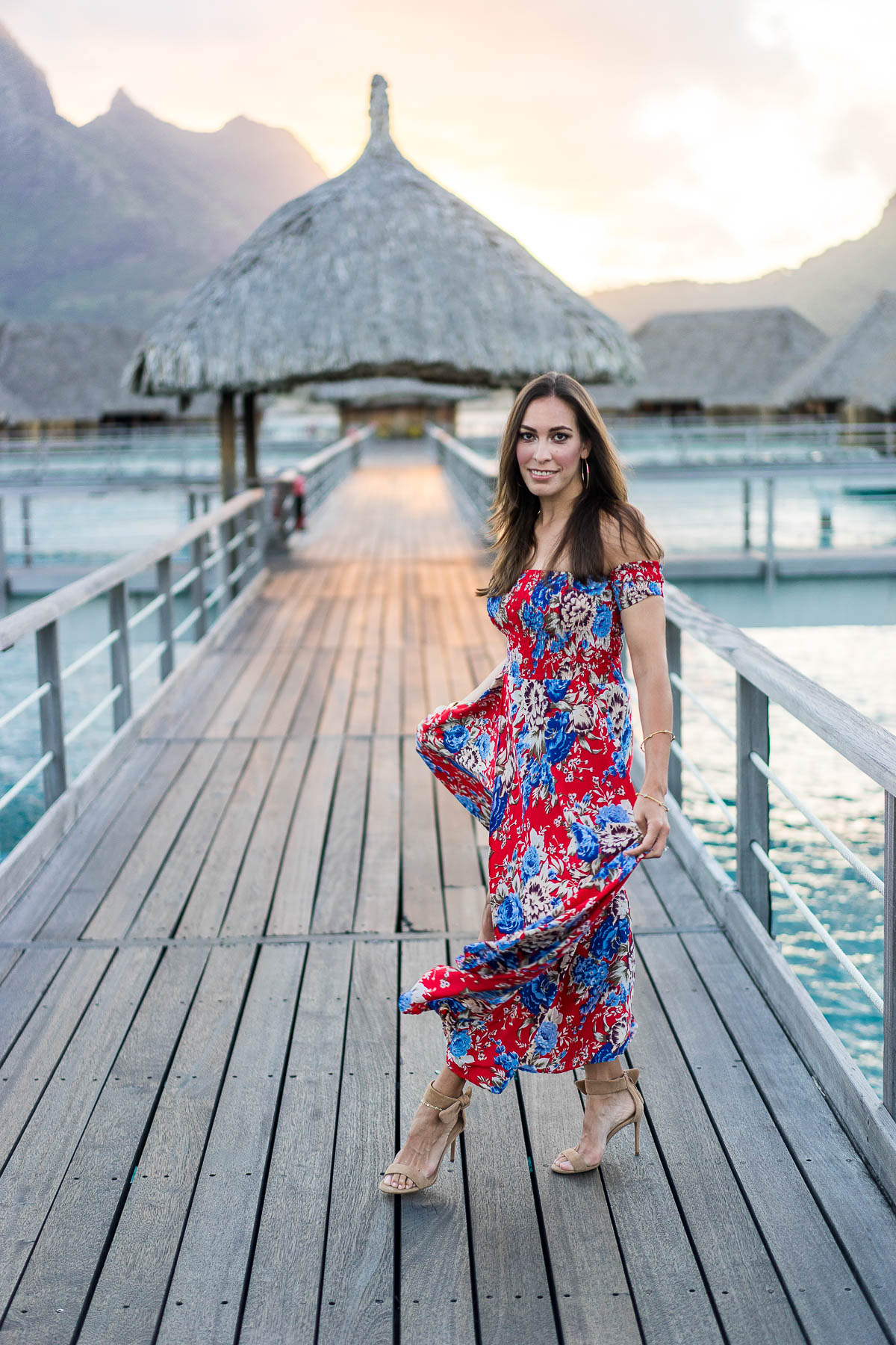 Fashion blogger styles floral maxi dress from Auguste the Label with Banana Republic bow sandals