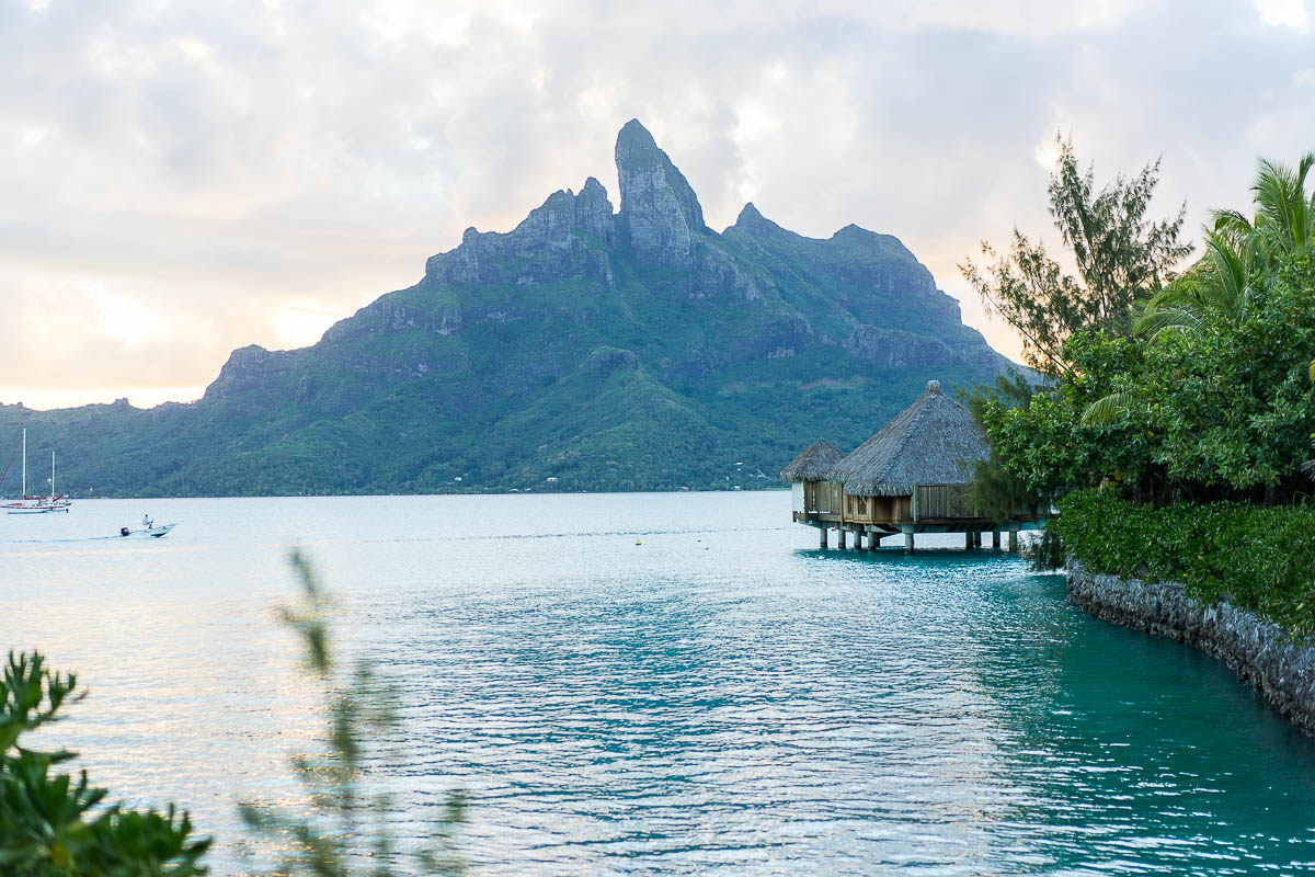 South Florida fashion blogger Amanda from A Glam LIfestyle shares her honeymoon adventures at the St Regis Bora Bora Resort