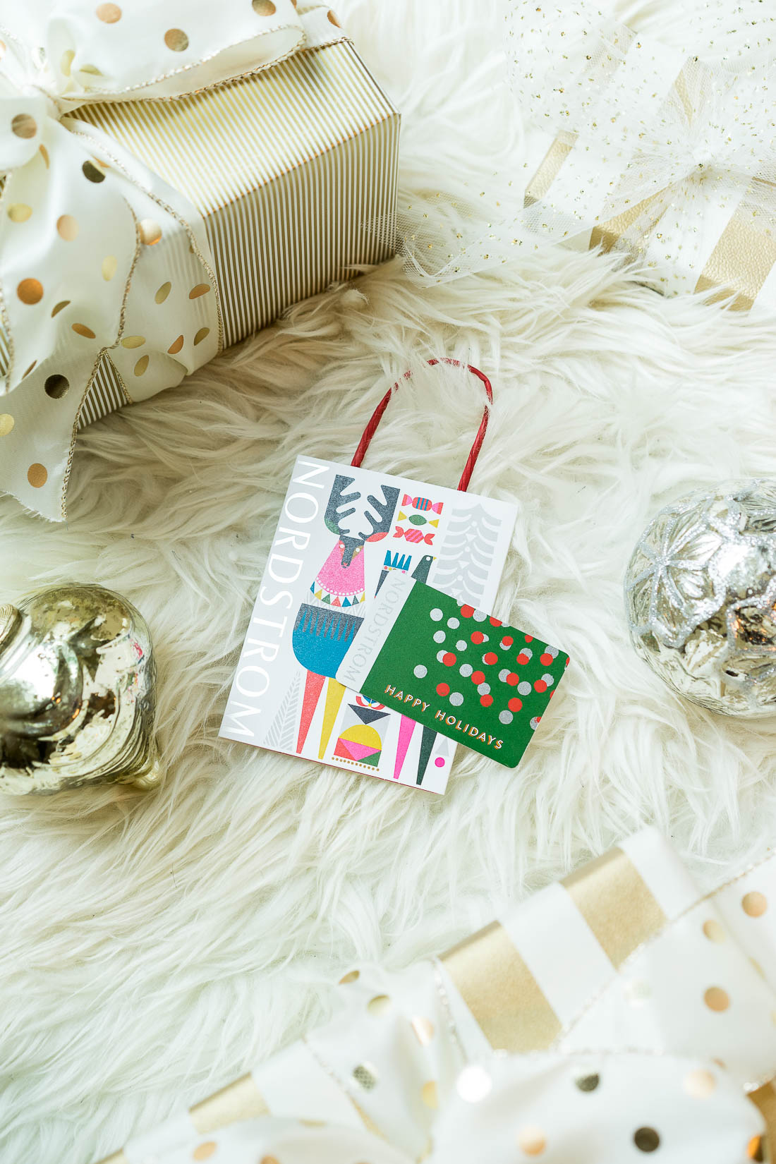 A Glam Lifestyle blogger rounds up the top 5 online gift card retailers to shop for last minute Christmas gifts including a Nordstrom egift card