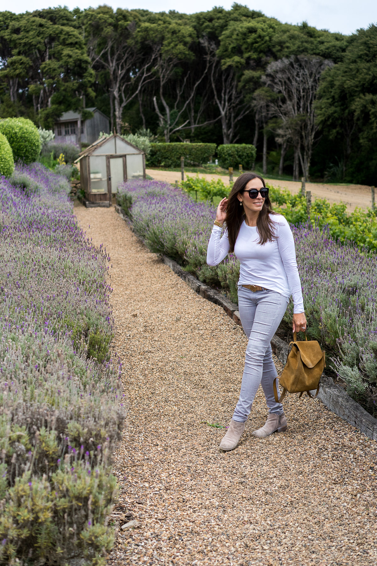 South Florida fashion blogger Amanda from A Glam Lifestyle shares the top things to do in Waiheke Island including Waiheke Island wineries
