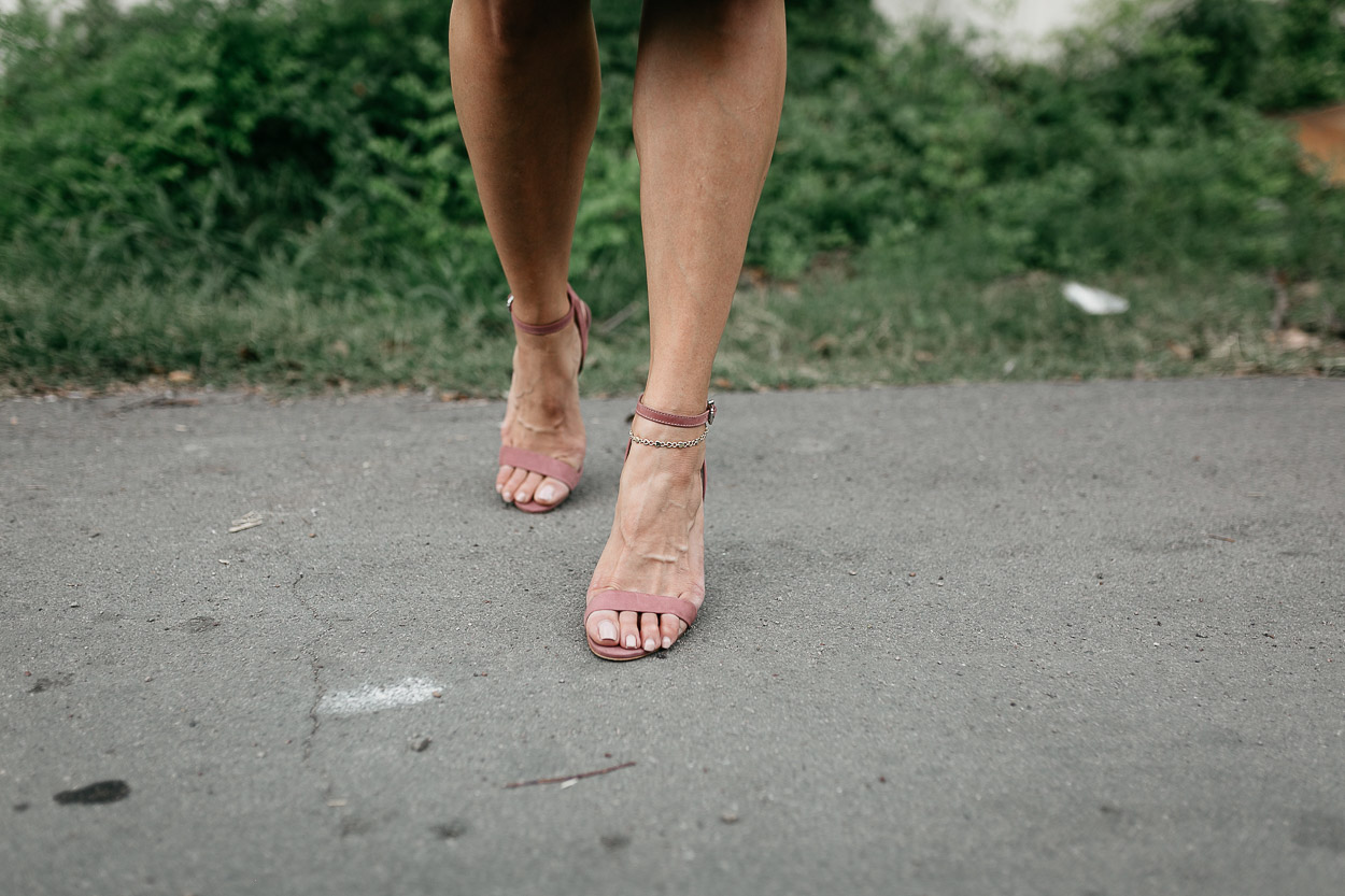 Put a slight spin on your heels and opt for Steve Maddens mauve ankle strap sandls over nude like AGlamLifestyle blogger Amanda