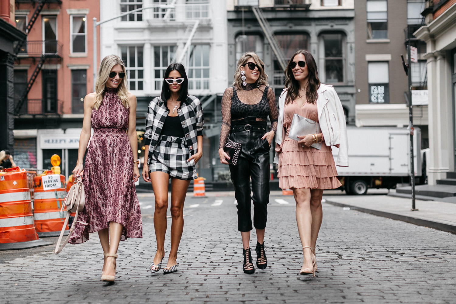 Amanda rocks NYFW with blogger babes Caitlin of Sauci Style, Kristen of The Glamourous Gal and Lindsey of Life Lutzurious