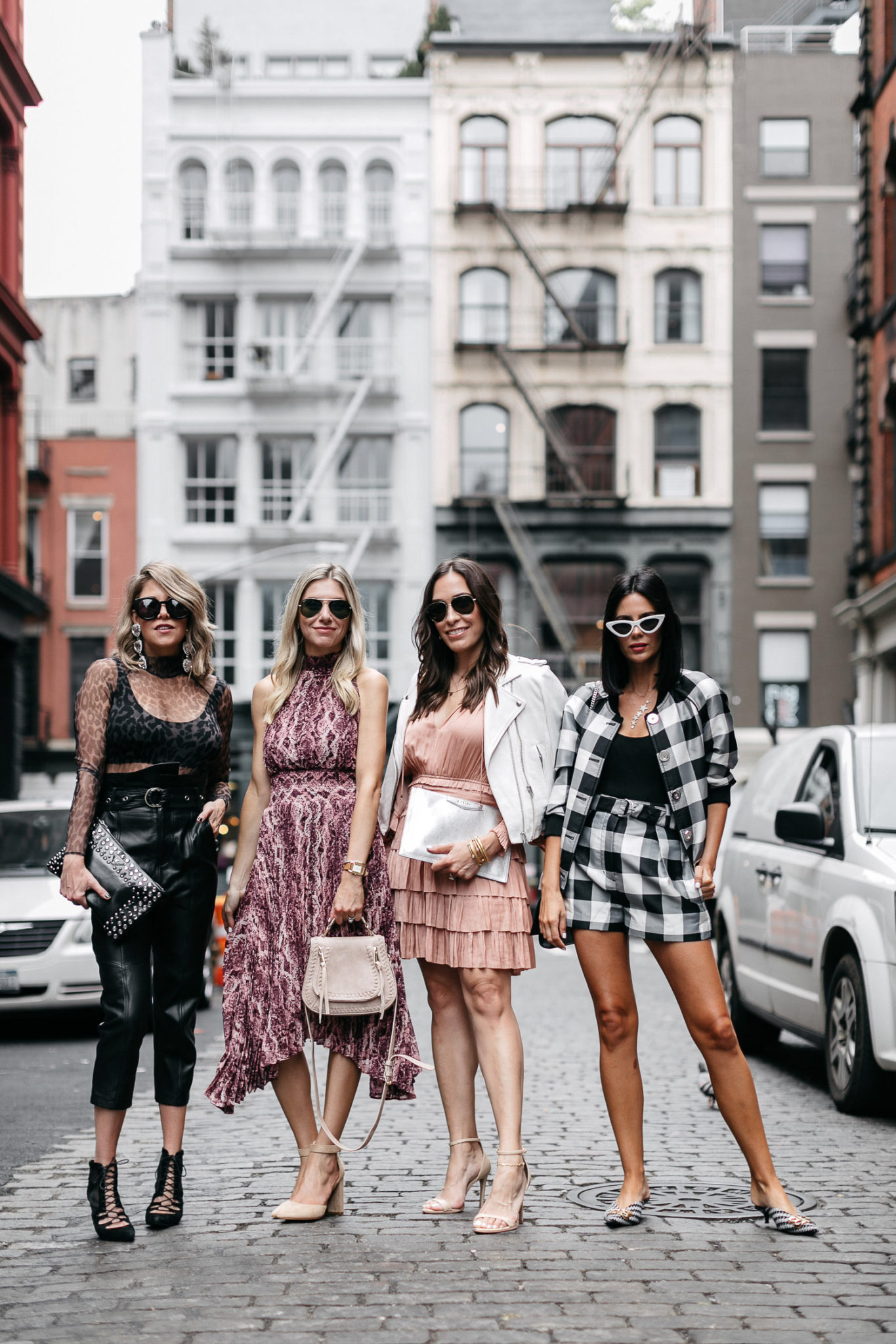 female bloggers at NYFW