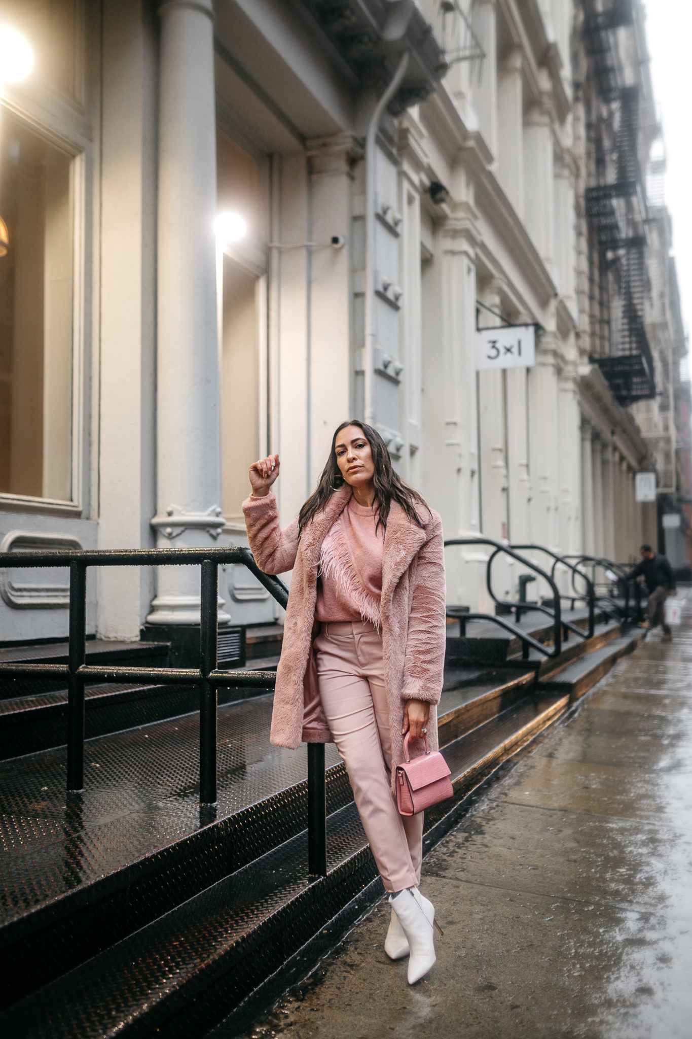 Amanda Champion Blogger A Glam Lifestyle  in Blush pink monochromatic 