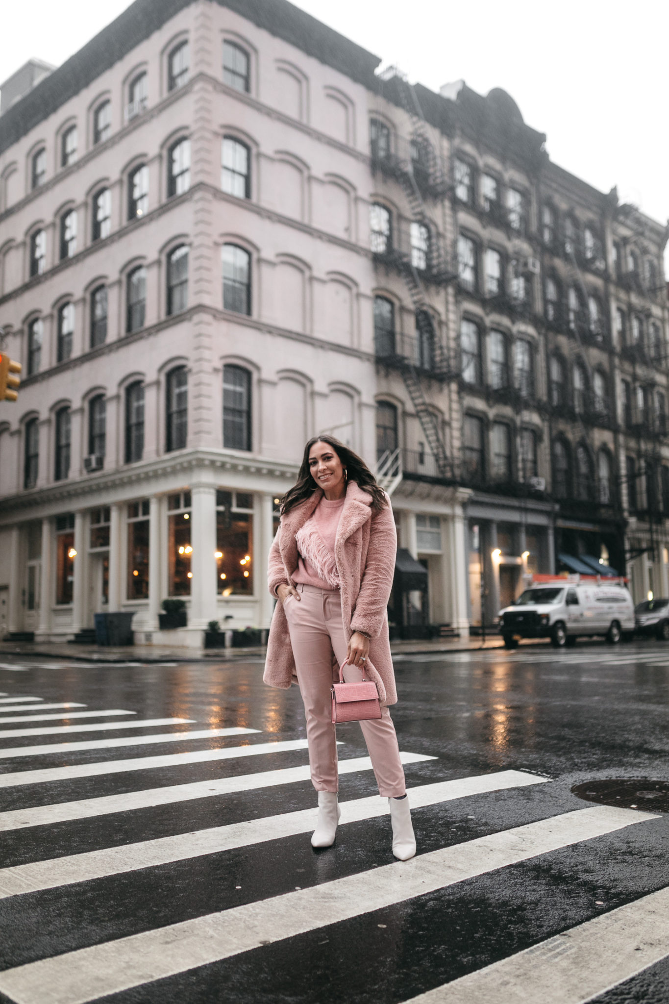 Amanda Champion Blogger A Glam Lifestyle sharing wearing an all pink outfit and sharing her NYFW Fall Trends