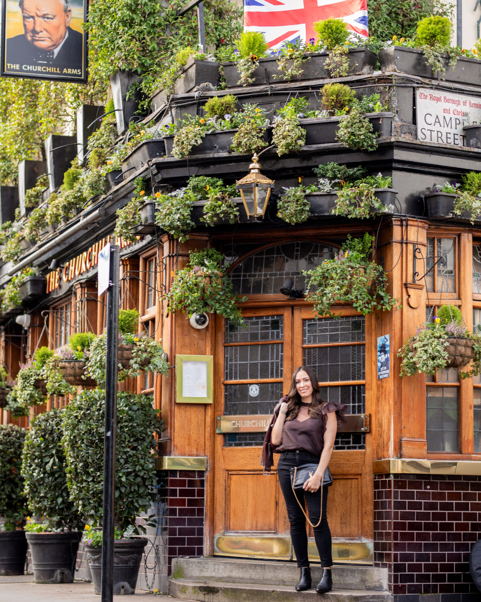 Churchill Arms hanging florals